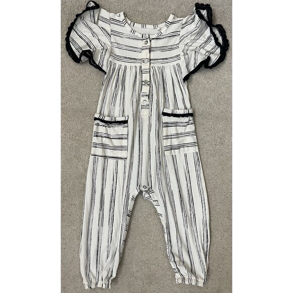 Jessica Simpson Baby  24M Cream/Black Short Flutter Sleeve Pocket Jumpsuit - Picture 1 of 6